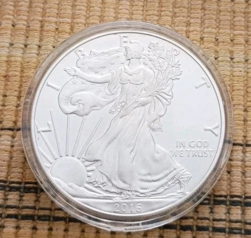 2016 American Silver Eagle  .999 Fine 1 oz Silver Coin