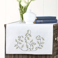 Herrschners  Ivy Dresser Scarf Stamped Embroidery