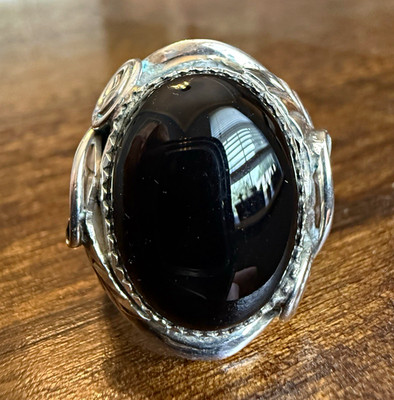 925 Sterling Silver Oval Black Onyx Cabochon Bezel Ring Signed LL Sz 11.5