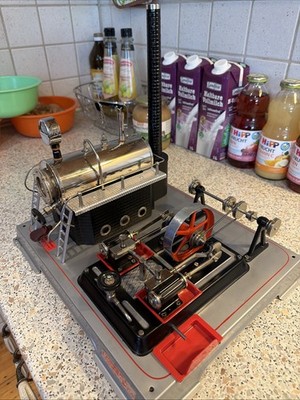 Wilesco D22 Zweizylinder Dampfmaschine