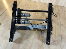 Mercedes  W208 CLK Sitz Sitzschiene vorne links Elektrisch