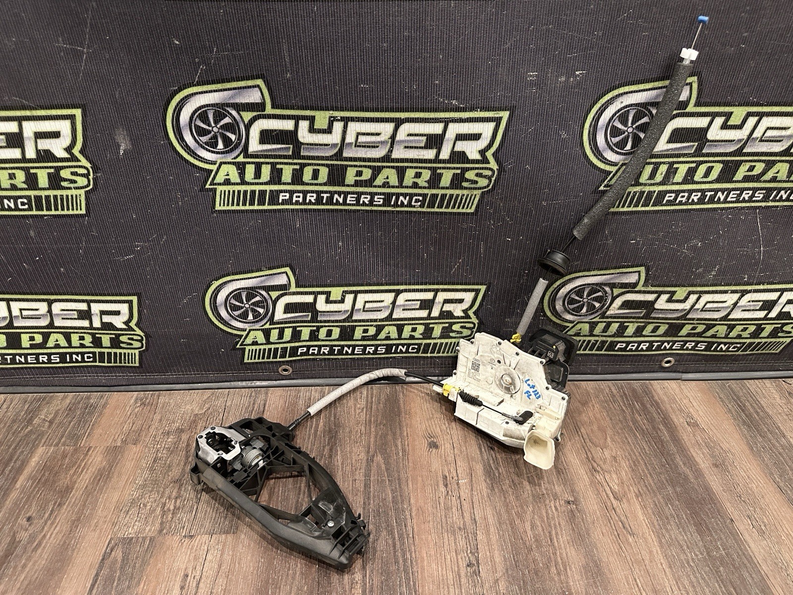 Lamborghini Urus 2018-2024 FRONT+LEFT Door lock actuator P/N 4K1837015