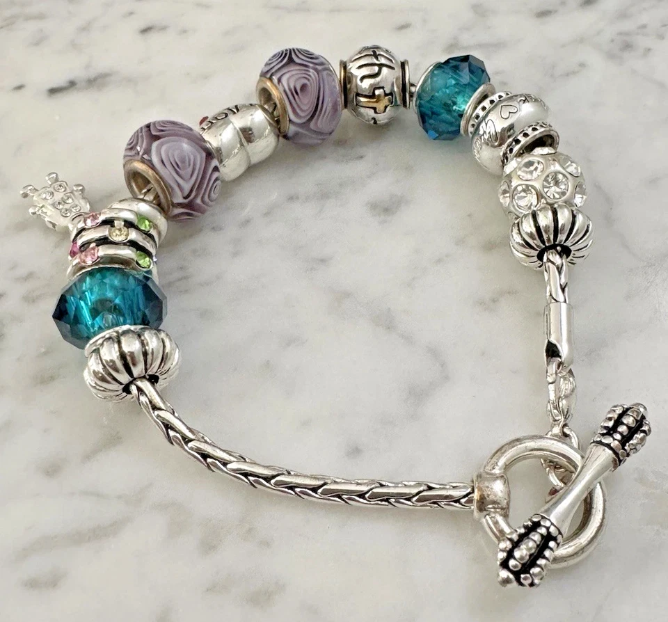 Pulsera con dije de cuentas de vidrio temático abuela/madre chapada en plata para dama 8" Foto 4 de 4