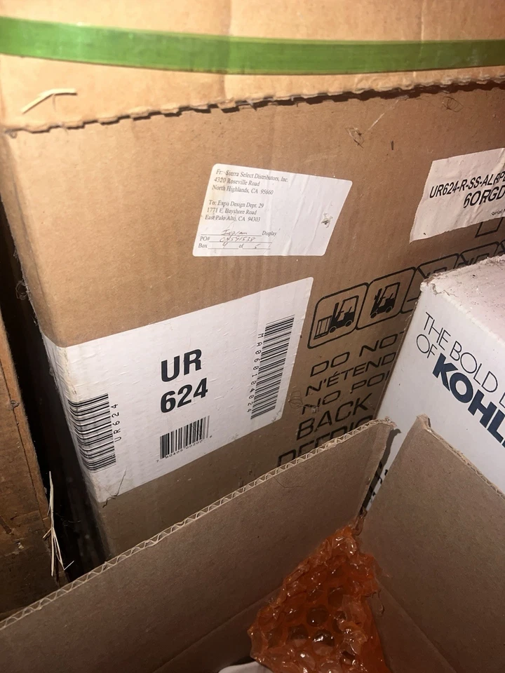 Гриль для барбекю DCS 5 шт., согревающий ящик, холодильник и т. д. Новый в коробках. - Изображение 4 из 4