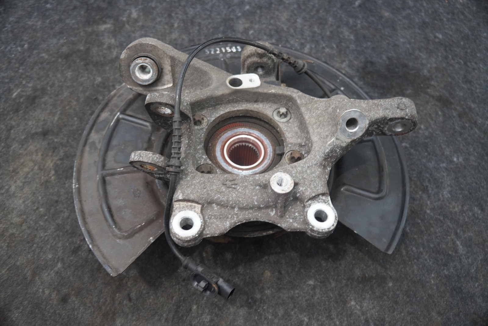 Rear Right Spindle Knuckle Wheel Hub 670006803 Maserati Quattroporte M156 14-16