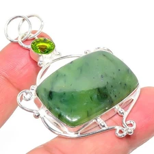 Jade Néphrite Gemstone Handmade 925 Sterling Silver Jewelry Pendant  RM-17