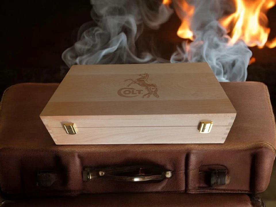 COLT 1911 BEECH  WOOD PISTOL CASE - Image 2 of 3