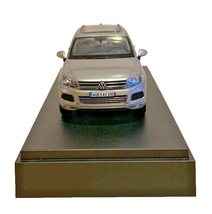 Norev 1:43 Volkswagen VW Golf VII Variant argent 5G9.099.300.B7W modèle