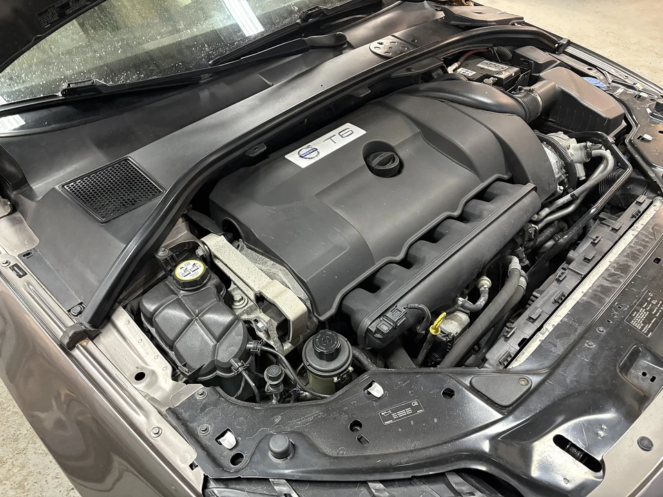 Used Radiator fits: 2010 Volvo 80 SERIES Grade A Foto 2 de 4