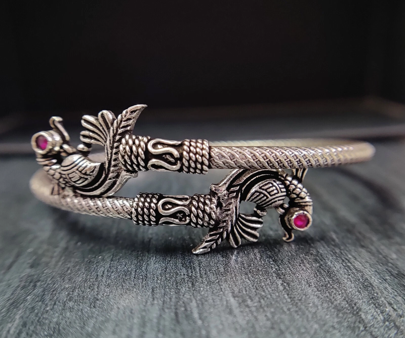 VALENTINO Braccialetto Pavone Rubino Argento 925 Fatto a Mano Tondo Impilabile Unisex 2 4 Pollici