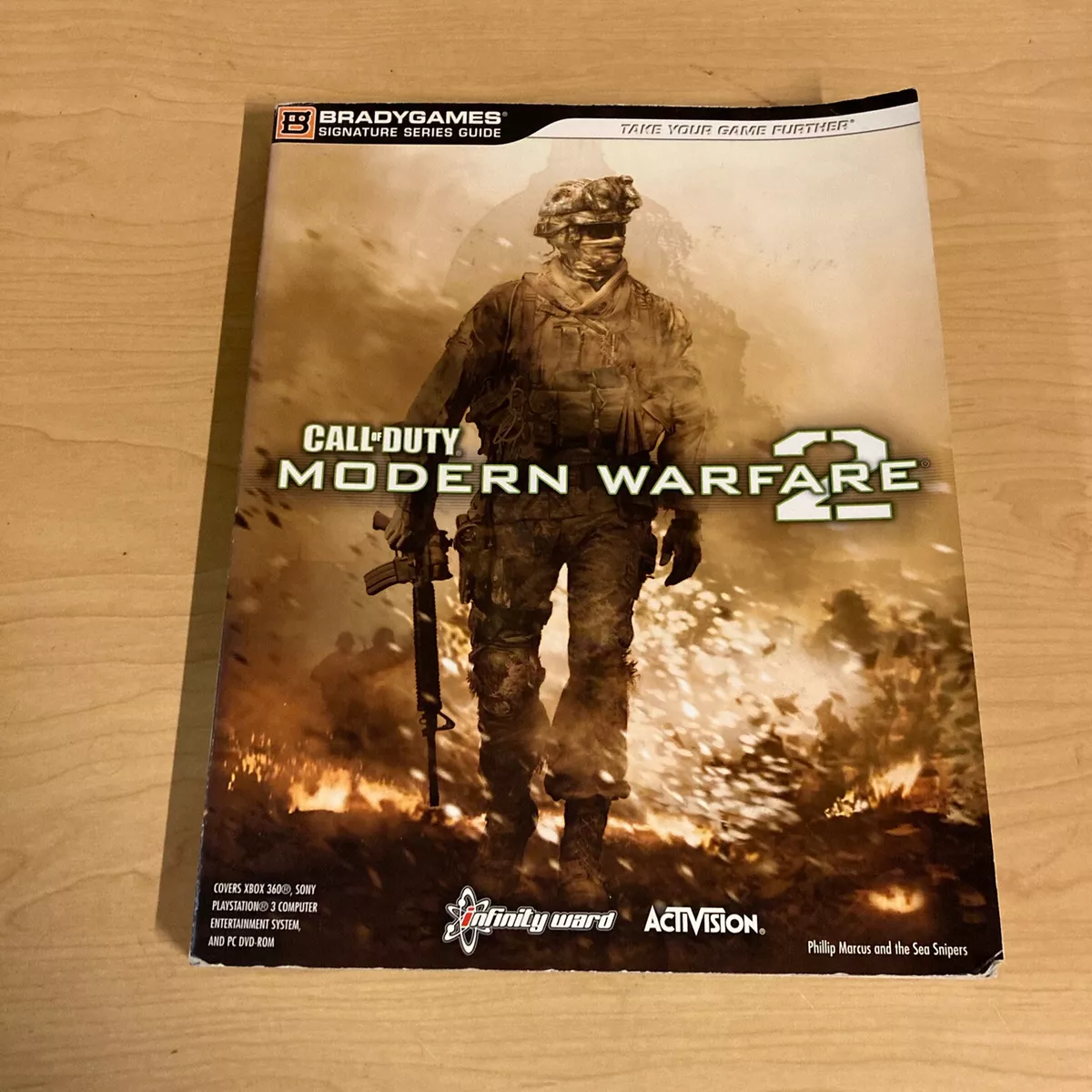 Call of Duty MW2 + the last of us RARE autograph A2 posters *READ