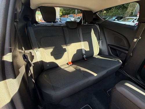 2018 Ford Fiesta TITANIUM AUTOMATIC - APPLE CAR PLAY - CRUISE CONTROL - HEATED W - Picture 17 of 24