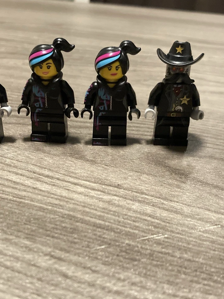 LEGO Movie Minifigure Lot Wyldstyle Executron Robo Swat Sheriff Authentic Lot - Image 2 of 4