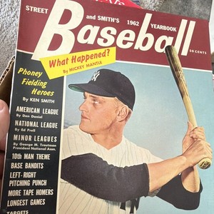 Street & Smith's Baseball Yearbook 1962 Mickey Mantle New York Yankees
