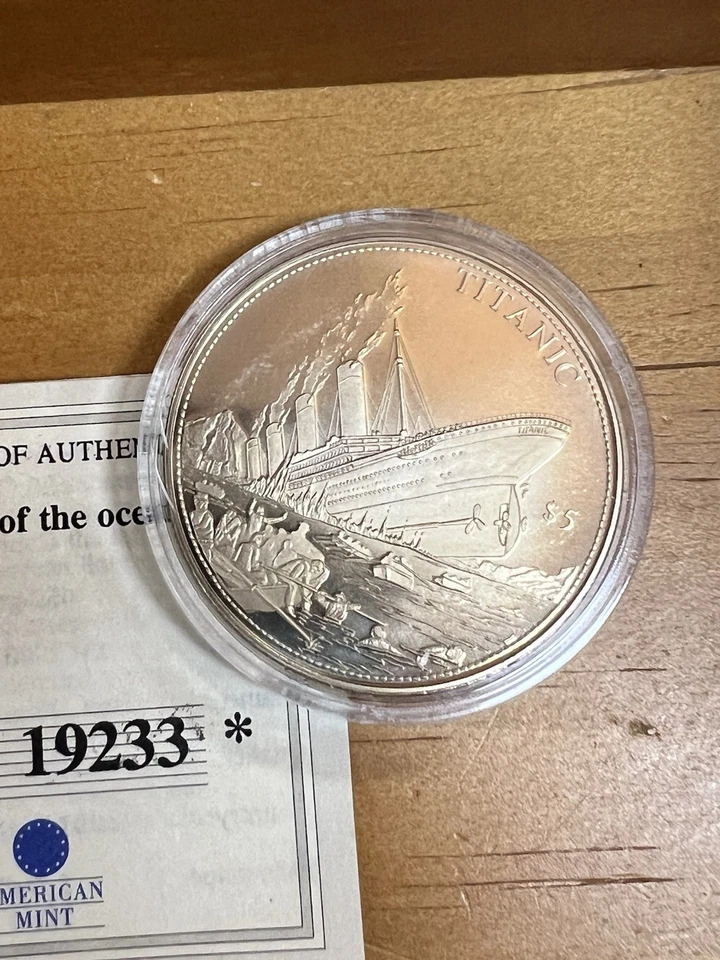2004 Titanic Collectible Coin Legends Of The Ocean American Mint - Image 3 of 4