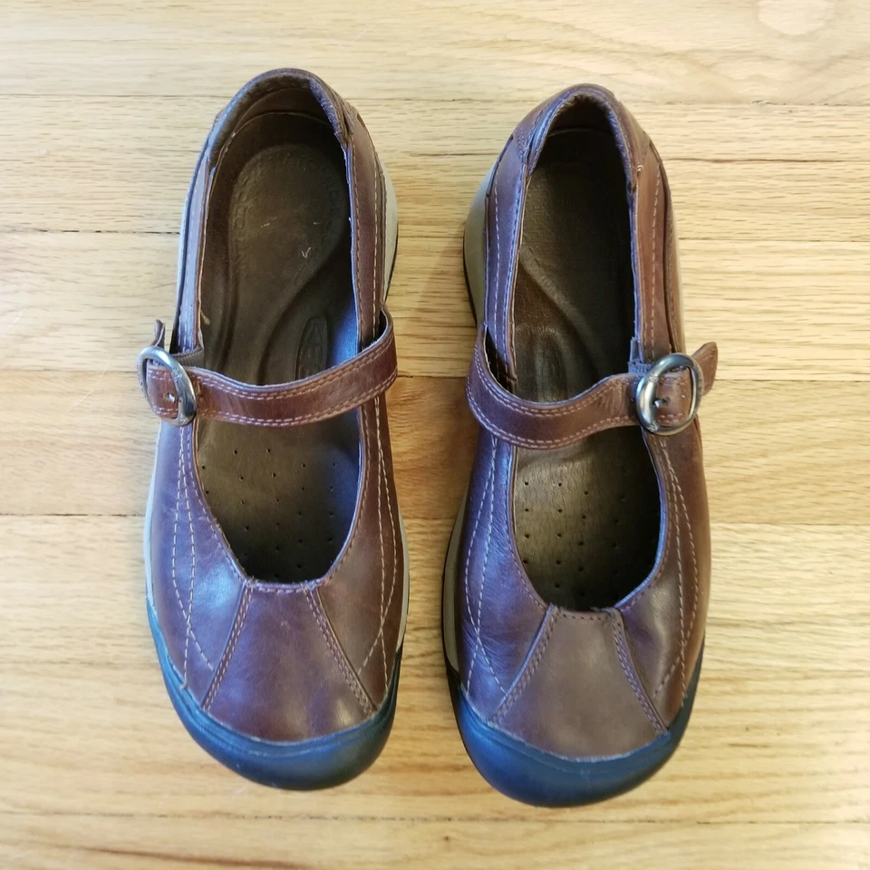 Keen Mary Jane Slip On con Correa - Marrón EE. UU. 6,5 / UE 37 Foto 4 de 4