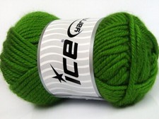 2-Skein Lot Atlas Jumbo Yarn superbulky acrylic 2x200g Green