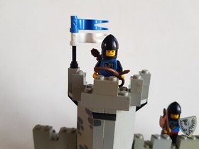 LEGO 6062 Battering Ram 1987 Black Knights Castle 6062-1 Black Falcons