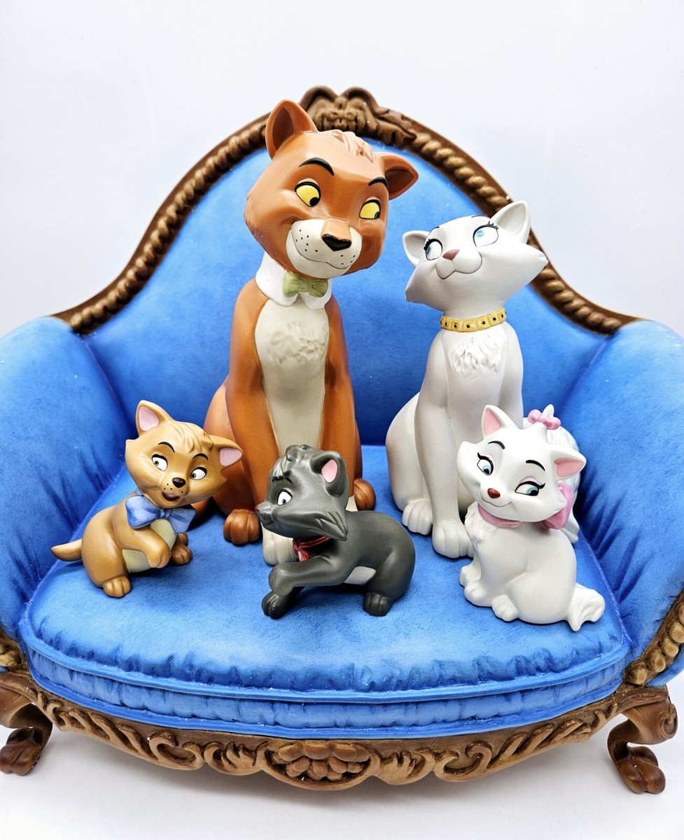WDCC Aristocats Set of 6 Figurines Duchess Marie Toulouse in Box