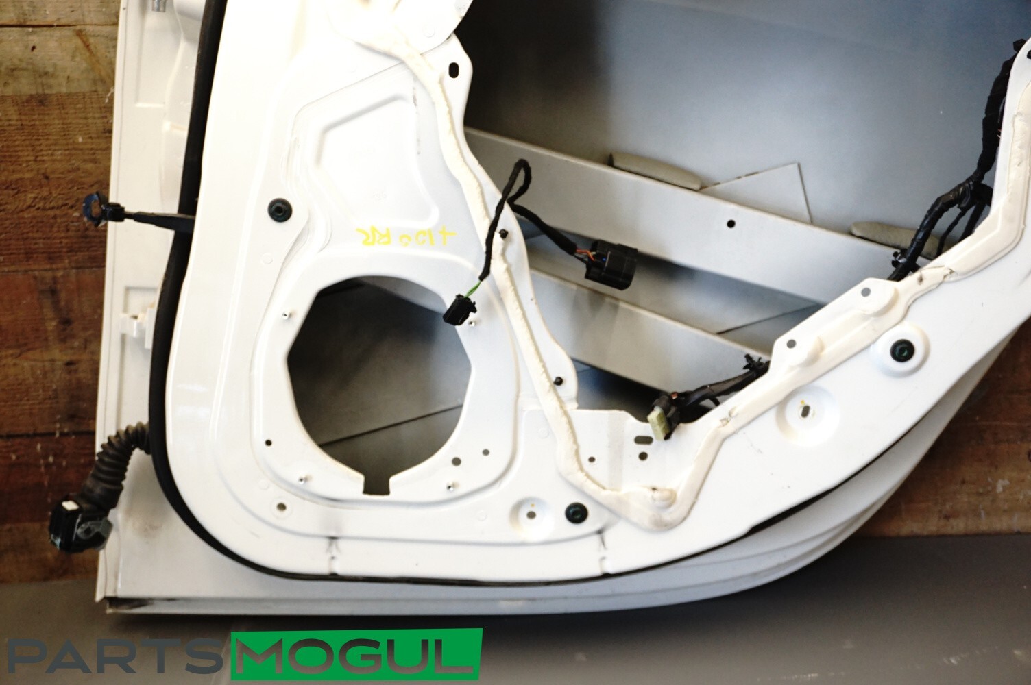 14 15 16 17 Maserati Ghibli Rear Right Pass Door Shell Panel White OEM