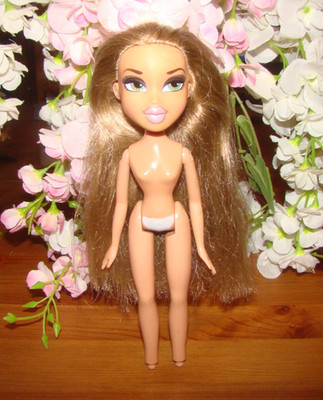 Bratz Forever Diamondz Fianna Puppe