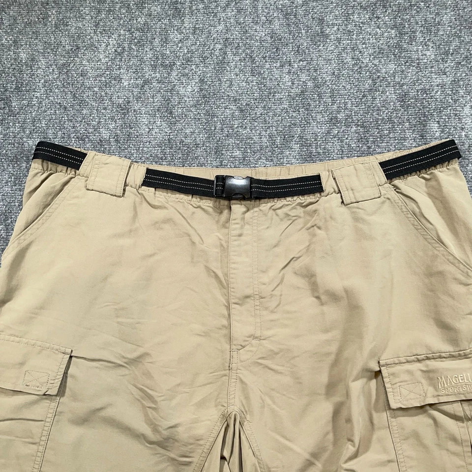 Magellan Outdoors Shorts Mens 2XL Khaki Fish Gear Cargo Utility Outdoors - Image 3 of 4