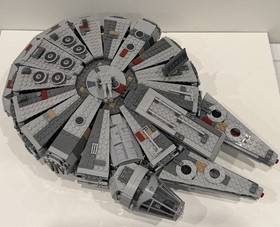 LEGO Star Wars: Millennium Falcon (75105)