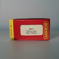 Hornby Fathers Day Wagon R6671 