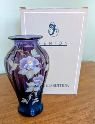 Fenton Limited Edition Mulberry Hummingbird Signed Vase With Box