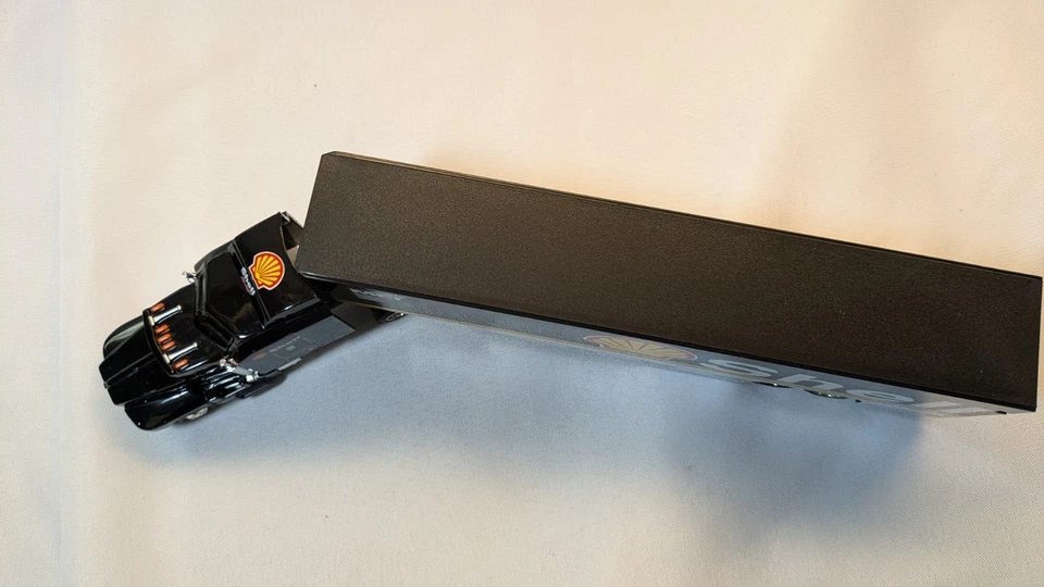 Corgi Classics Shell Motorsports Racing Transporter Truck 1/64 Scale Diecast Cab - Image 4 of 4