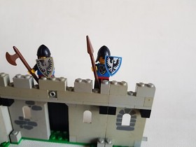 LEGO 6062 Battering Ram 1987 Black Knights Castle 6062-1 Black Falcons