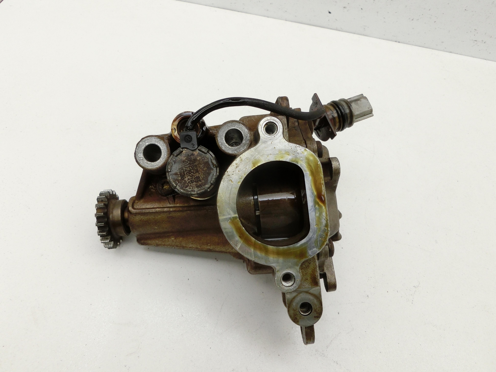 2014 Renault CLIO 0.9tce Engine Oil Pickup Pipe 150503885R for 