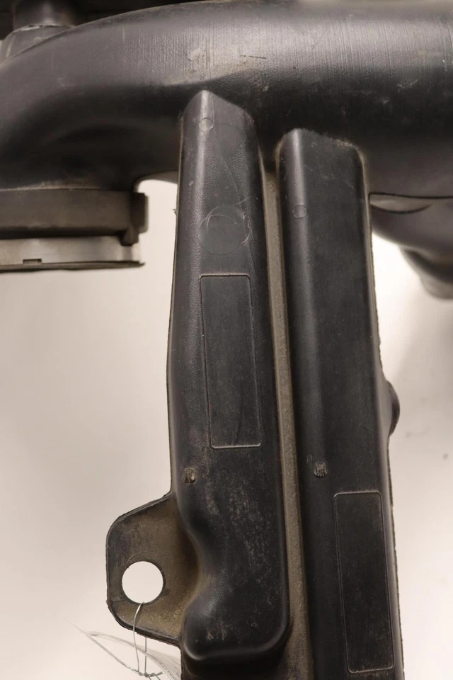 2009-2014 GMC YUKON XL 1500 ДВИГАТЕЛЬ ОЧИСТИТЕЛЬ ВОЗДУХОЗАБОРНИК ШЛАНГ ВОЗДУХОВОДА КОРОБКА OEM - Изображение 4 из 4