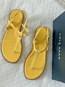 cole haan flora thong sandal