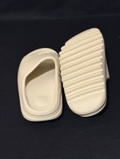 Yeezy Slides US Size 6 Bone
