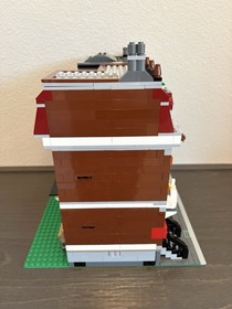 LEGO Creator Expert Modular Pet Shop 10218, 100% Complete
