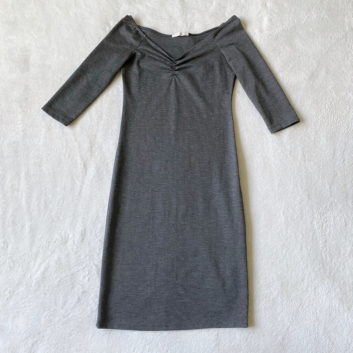 grey off the shoulder bodycon dress Silver Off-shoulder Party Wear Shimmer Bodycon Dress – AUMBE