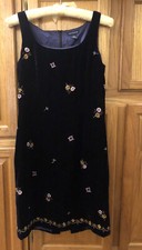 Vintage Ann Taylor Shift Style Sleeveless Dress with Embroidery