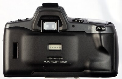 Minolta Alpha 303si Super Quartz Date 35mm Film AF SLR Camera Body