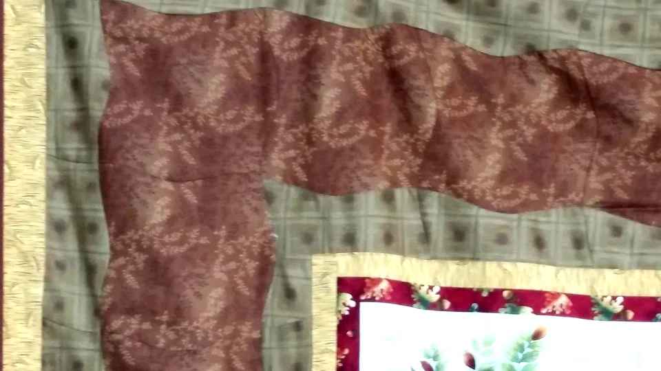 ' SKUNKED ' QUILT - 118.5cmW x 171cmL to fit SB - Cotton and Bamboo - Image 3 of 4