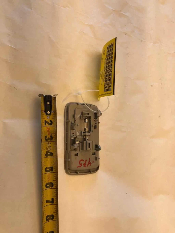 Nissan Versa 2014 hatchback cúpula central trasera interior mapa luz de lectura lámpara OEM Foto 4 de 4