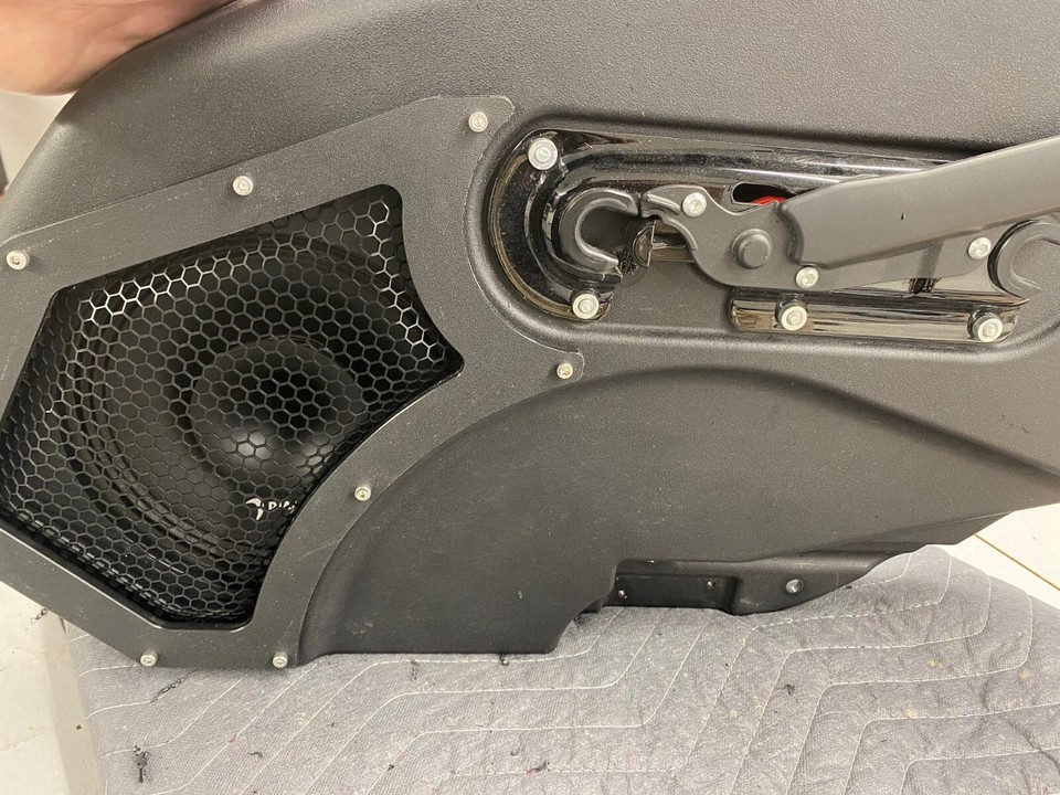 Low Rider Subwoofer Lowrider ST - Audio Kit Front | eBay