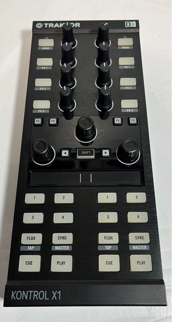 Native Instruments DJ Controller TRAKTOR Kontrol X1 MK2 Used Native Instruments DJ Controller TRAKTOR Kontrol X1 MK2 Used
