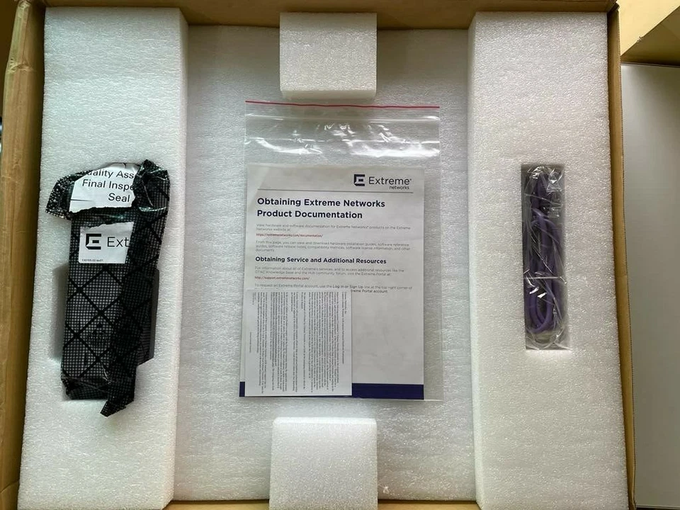 Extreme Networks 16404 Summit X460-48P NETWORKS Aggregation Switch - Image 4 of 4