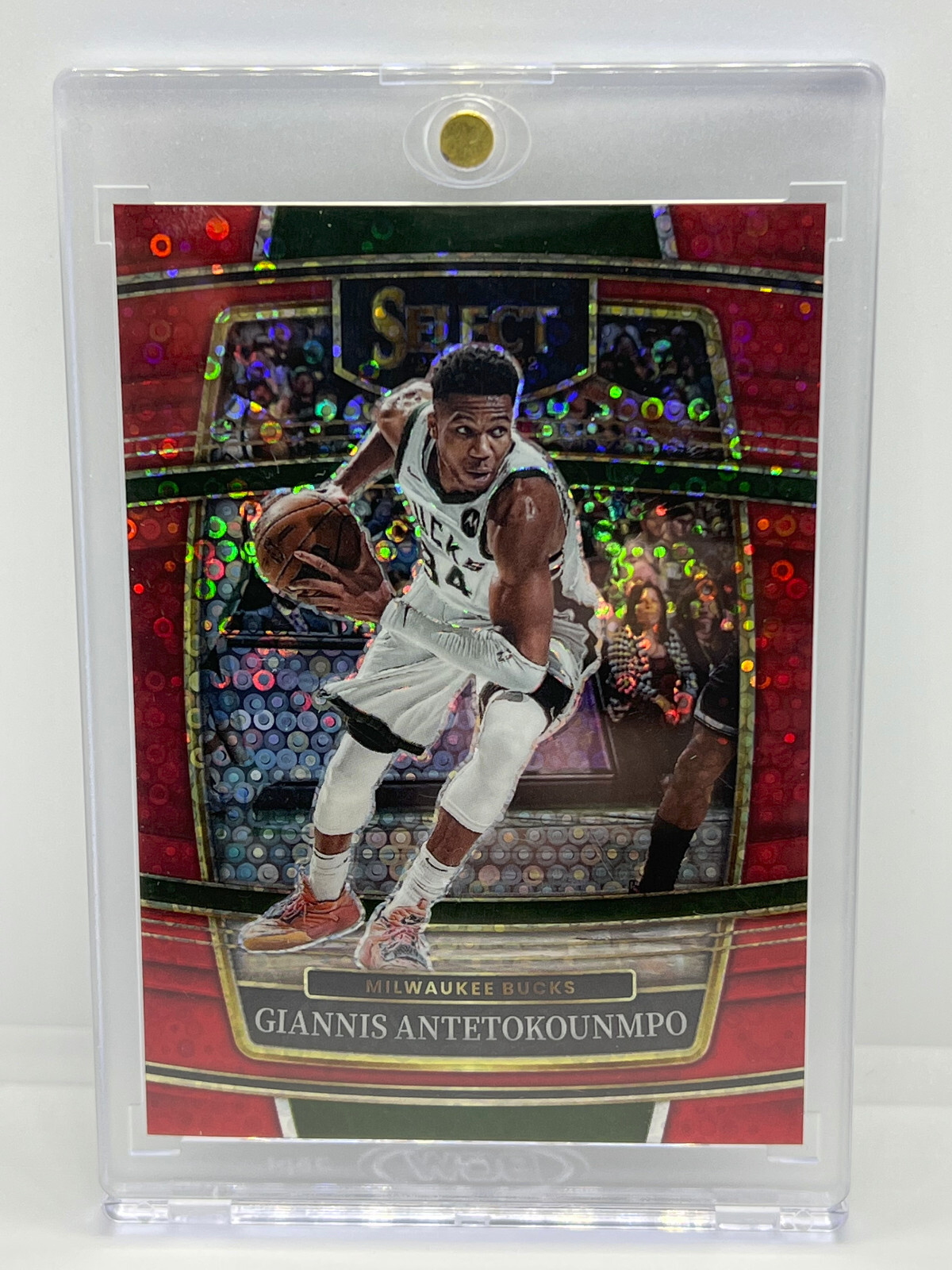 2021-22 Select Concourse Giannis Antetokounmpo Red Disco Prizm Card /49 SSP