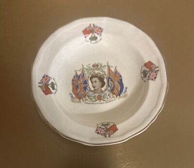 BEAUTIFUL Elizabeth II Coronation Dish, English Royalty, Alfred Meakin China 