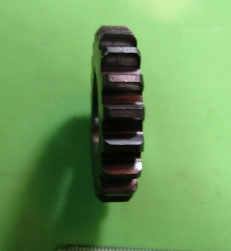 Montesa 175 250 diablo Impala Transmission P/N 13.64.056 NOS 13M 04M - Photo 2 sur 3