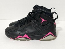 retro 7 black and pink