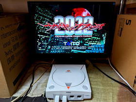 SEGA Dreamcast Console 2 Controller Visual Memory Marvel vs Capcom 2 Japan