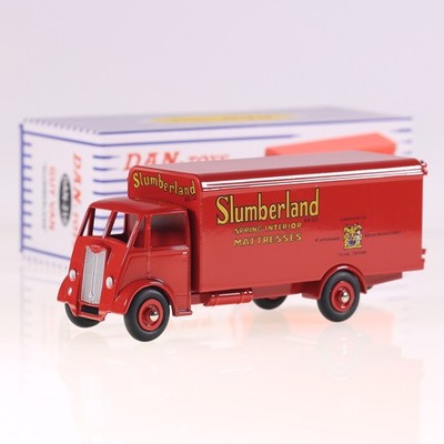 Dan-Toys DAN-210 Guy Van Slumberland 1/43 Rot Metall mit Box